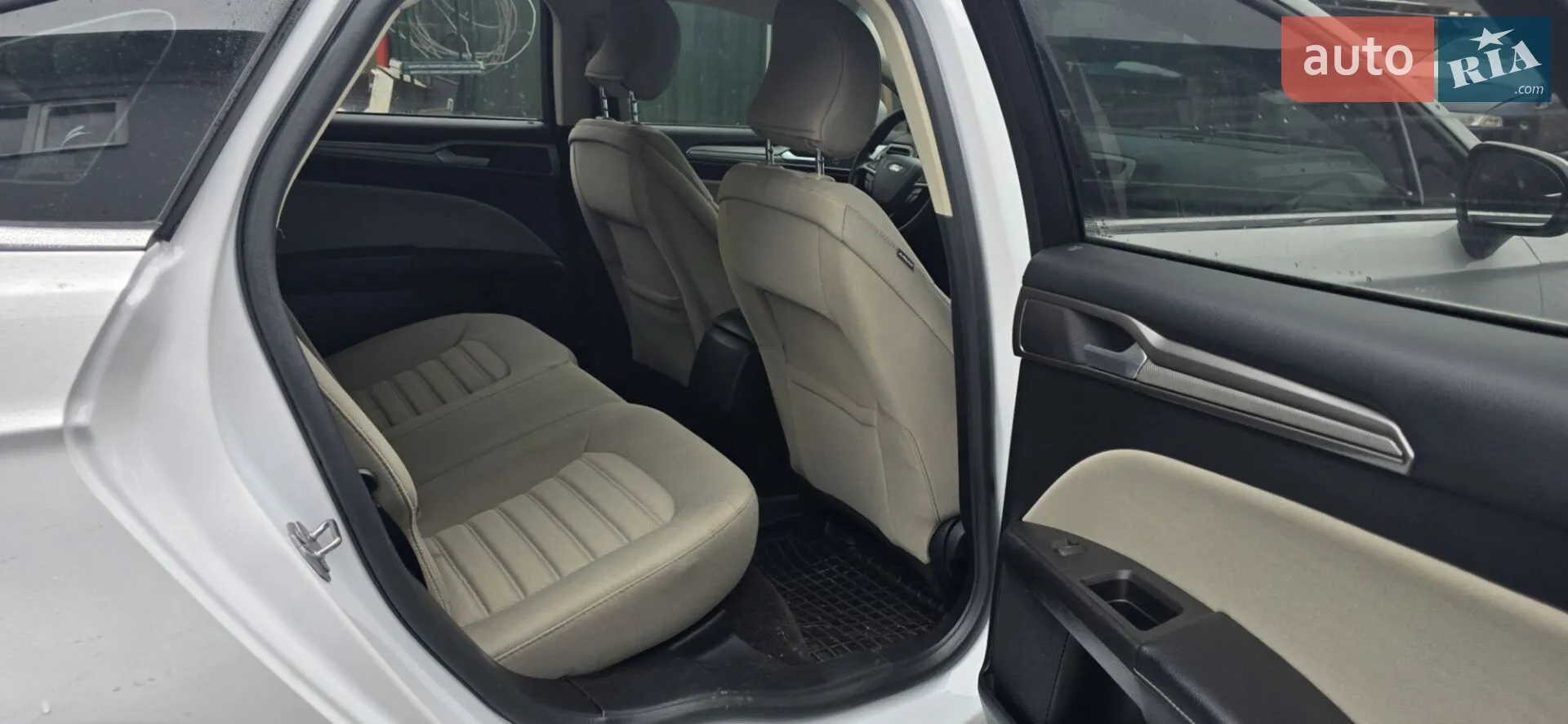2016 Ford Fusion - мініатюра 17