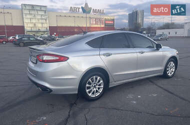 Седан Ford Fusion 2015 в Киеве