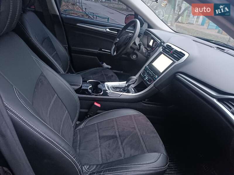 Седан Ford Fusion 2015 в Киеве фото 17 Седан Ford Fusion 2015 в Киеве