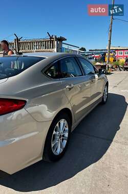 Седан Ford Fusion 2018 в Одессе