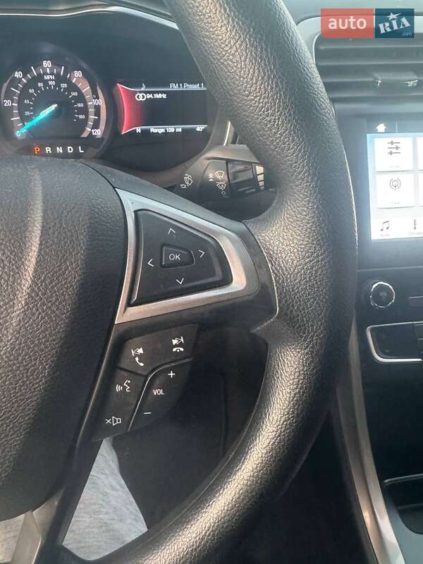 Седан Ford Fusion 2019 в Львове