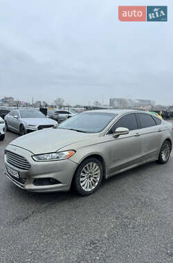 Седан Ford Fusion 2015 в Киеве