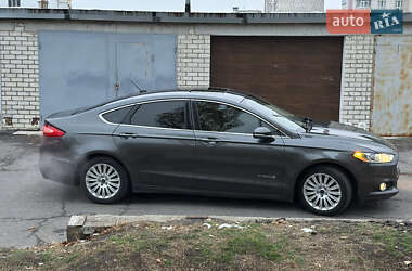 Седан Ford Fusion 2016 в Харкові