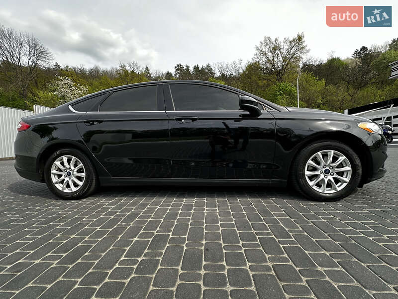 Седан Ford Fusion 2015 в Обухове