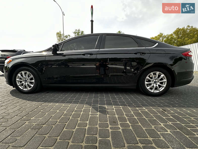 Седан Ford Fusion 2015 в Обухове