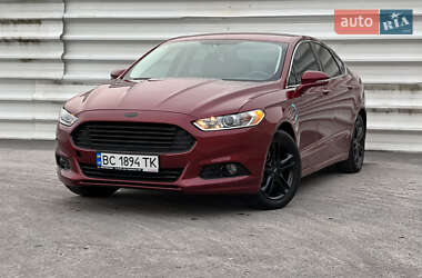 Седан Ford Fusion 2015 в Львові