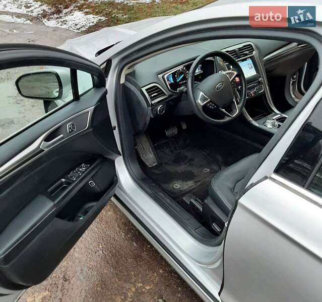 Седан Ford Fusion 2016 в Житомирі