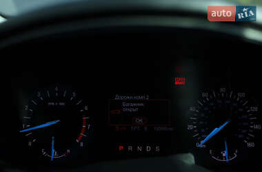 Седан Ford Fusion 2013 в 