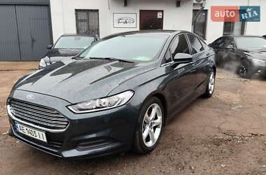 Седан Ford Fusion 2015 в Чернігові