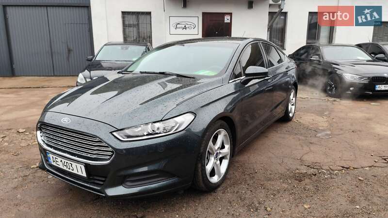 Седан Ford Fusion 2015 в Чернигове