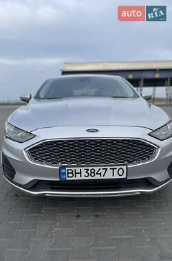 Седан Ford Fusion 2019 в Одессе