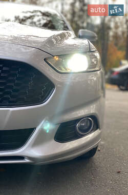 Седан Ford Fusion 2015 в Киеве