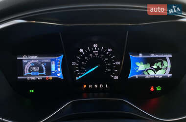 Седан Ford Fusion 2014 в 