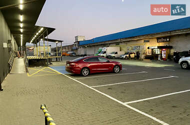 Седан Ford Fusion 2014 в 
