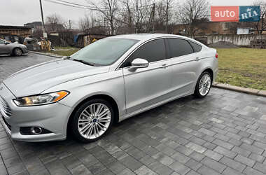 Седан Ford Fusion 2014 в Старокостянтинові