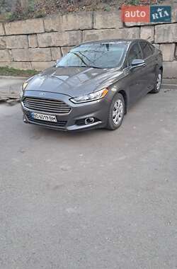 Седан Ford Fusion 2015 в Тернополе