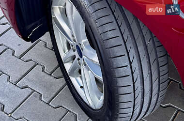 Седан Ford Fusion 2015 в 