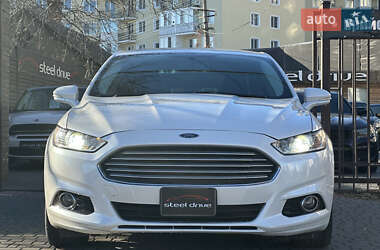 Седан Ford Fusion 2015 в Одесі