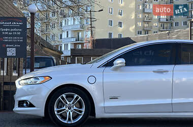 Седан Ford Fusion 2015 в Одесі