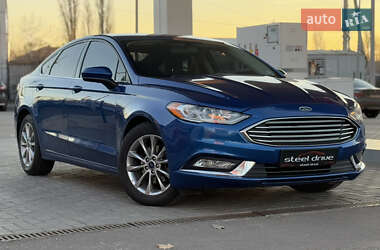 Седан Ford Fusion 2016 в 