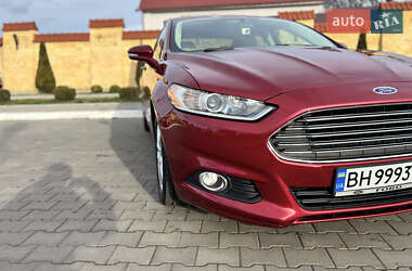 Седан Ford Fusion 2014 в Измаиле