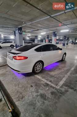 Седан Ford Fusion 2014 в Харькове