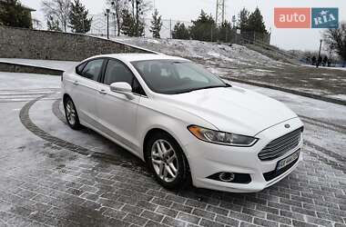 Седан Ford Fusion 2015 в Харькове