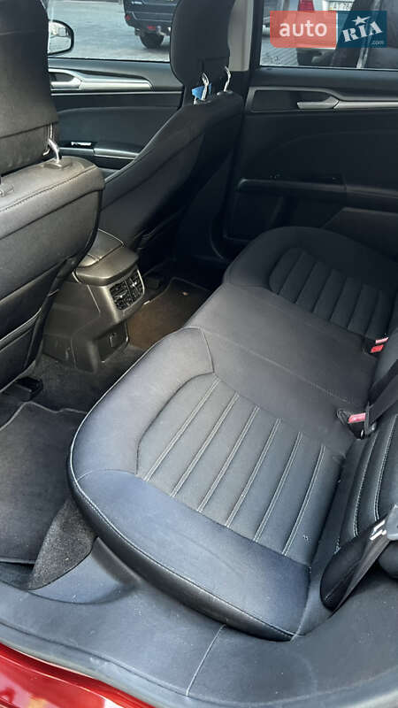 Седан Ford Fusion 2013 в Івано-Франківську