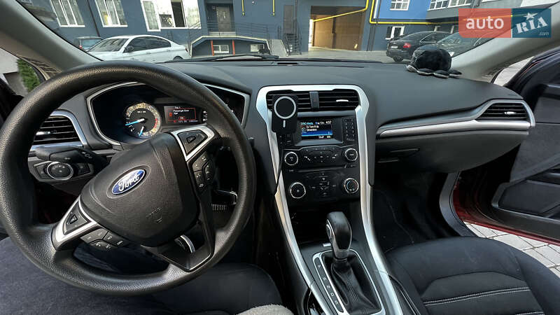Седан Ford Fusion 2013 в Івано-Франківську