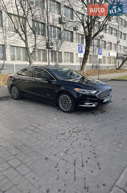 Седан Ford Fusion 2018 в Львове