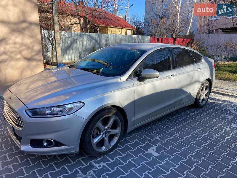 Седан Ford Fusion 2016 в Ивано-Франковске