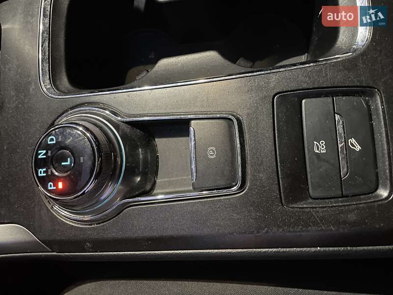 Седан Ford Fusion 2016 в Киеве фото 14 Седан Ford Fusion 2016 в Киеве