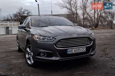 Седан Ford Fusion 2014 в 