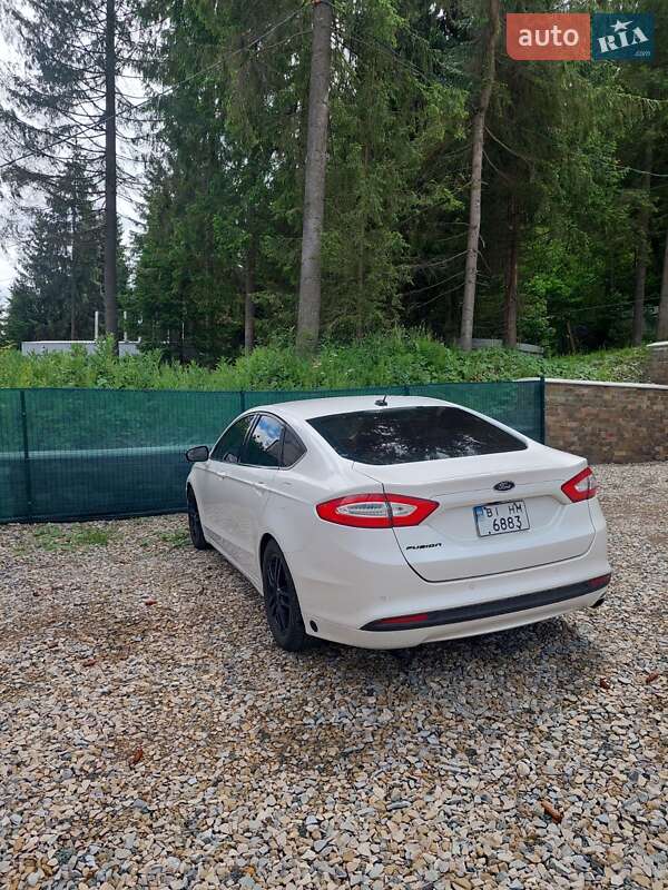 Седан Ford Fusion 2015 в Полтаве