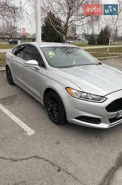 Седан Ford Fusion 2014 в Запоріжжі