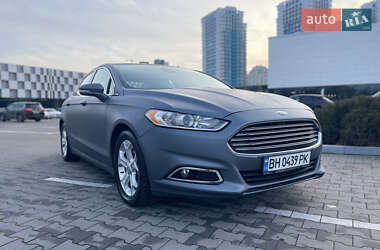 Седан Ford Fusion 2015 в Одесі