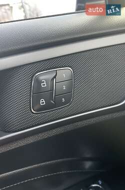 Седан Ford Fusion 2014 в 