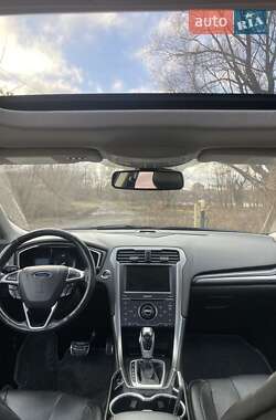 Седан Ford Fusion 2014 в 
