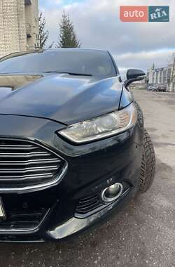 Седан Ford Fusion 2014 в 