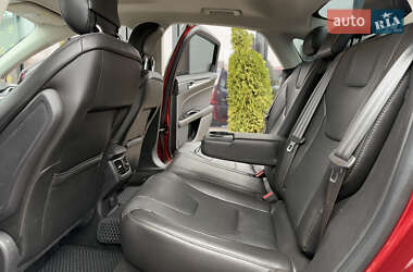 Седан Ford Fusion 2013 в 
