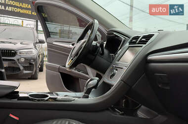 Седан Ford Fusion 2013 в Харкові