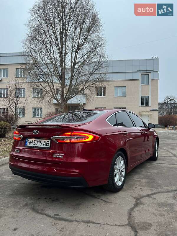 Седан Ford Fusion 2018 в Харькове