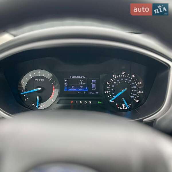 Седан Ford Fusion 2012 в Львові