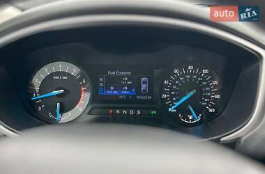 Седан Ford Fusion 2012 в 