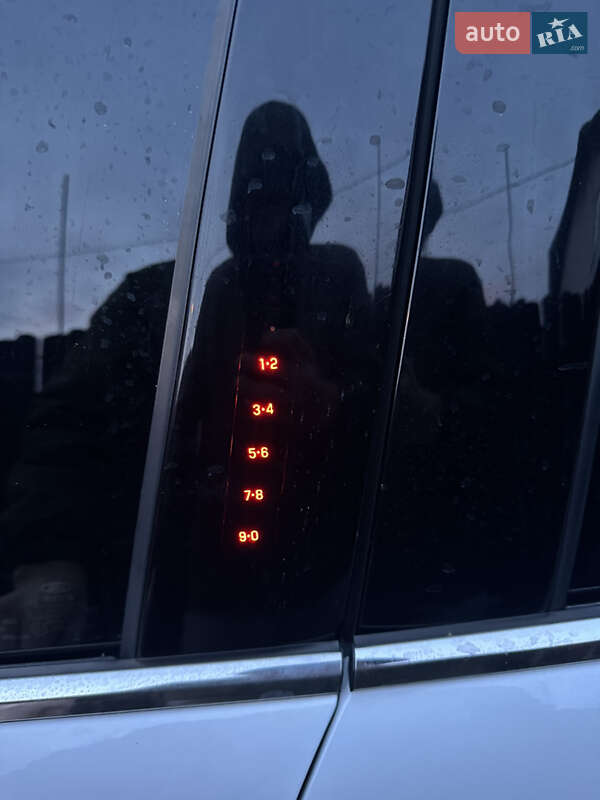 Седан Ford Fusion 2013 в Рівному