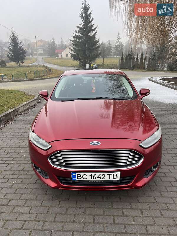 Седан Ford Fusion 2015 в Львове