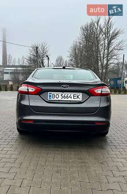 Седан Ford Fusion 2014 в 