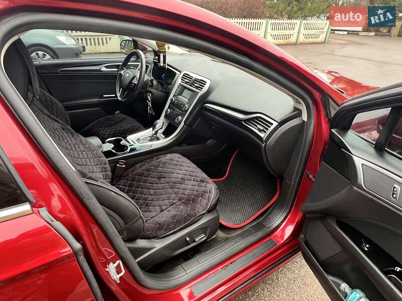 Седан Ford Fusion 2015 в Кривом Роге