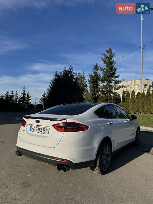 Седан Ford Fusion 2015 в Тернополе