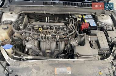 Седан Ford Fusion 2014 в 